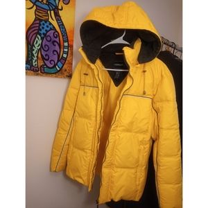 Sold🌟 Womens yellow puffer winter coat